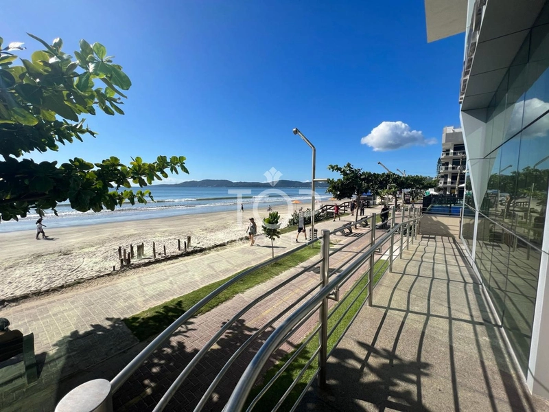 LINDO APARTAMENTO FRENTE MAR: 40ª foto da galeria de imagens do imóvel