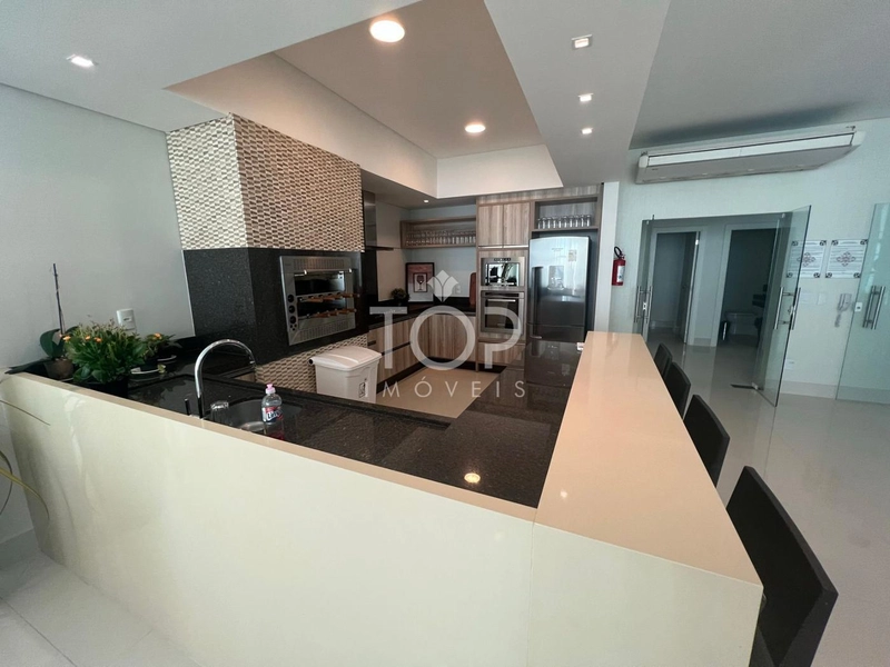 LINDO APARTAMENTO FRENTE MAR: 25ª foto da galeria de imagens do imóvel