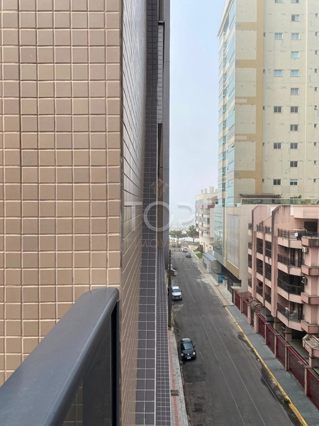 4 SUÍTES ALTO PADRAO DE ACABAMENTO, MEIA PRAIA: 32ª foto da galeria de imagens do imóvel