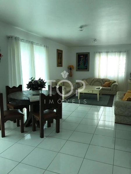 LINDA CASA COM PISCINA NO ESTALEIRO 6 SUITES: 2ª foto da galeria de imagens do imóvel