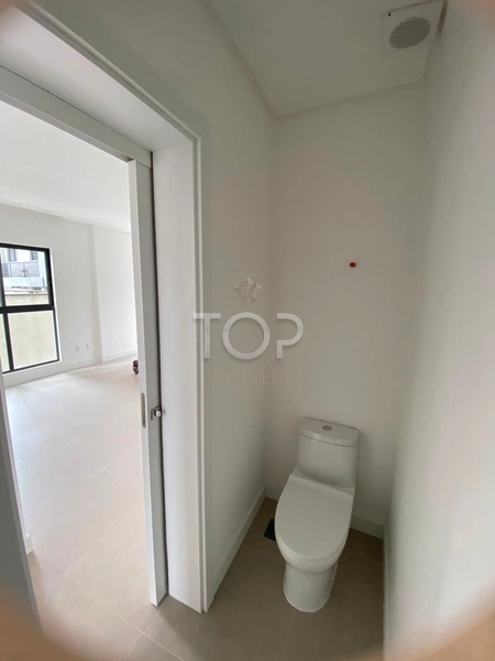 APARTAMENTO EM ITAPEMA: 10ª foto da galeria de imagens do imóvel