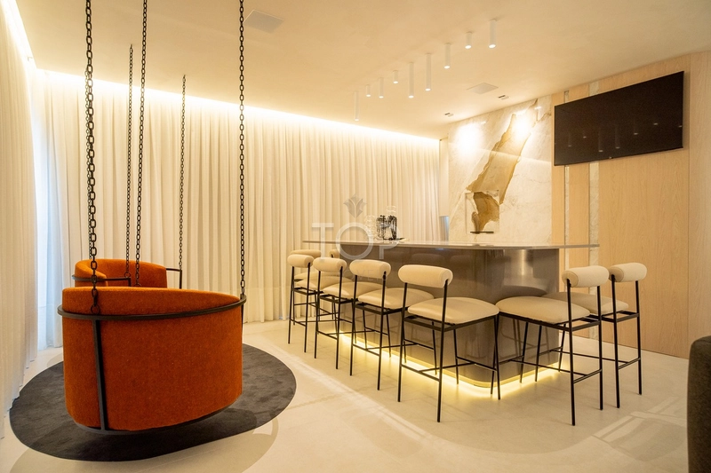 APARTAMENTO DIFERENCIADO EM MEIA PRAIA: 3ª foto da galeria de imagens do imóvel