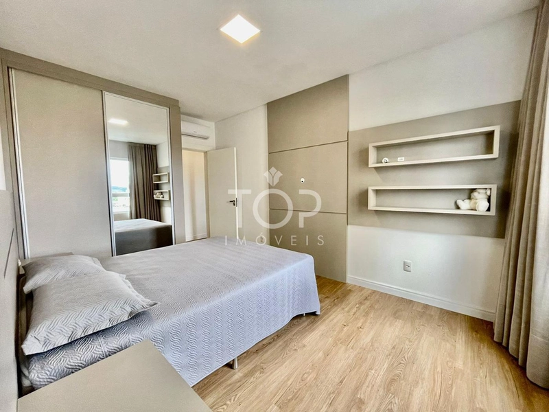 APARTAMENTO MOBILIADO EM MEIA PRAIA: 27ª foto da galeria de imagens do imóvel