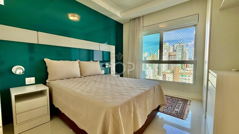 4 dormitórios, mobiliado a 150 metros do mar em Balneário Camboriú: 5ª foto da galeria de imagens do imóvel