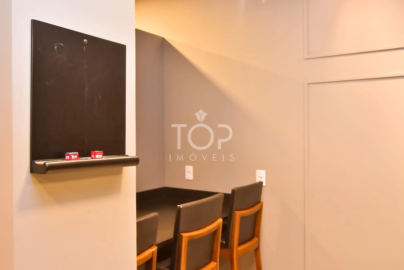 APARTAMENTO MOBILIADO: 2ª foto da galeria de imagens do imóvel