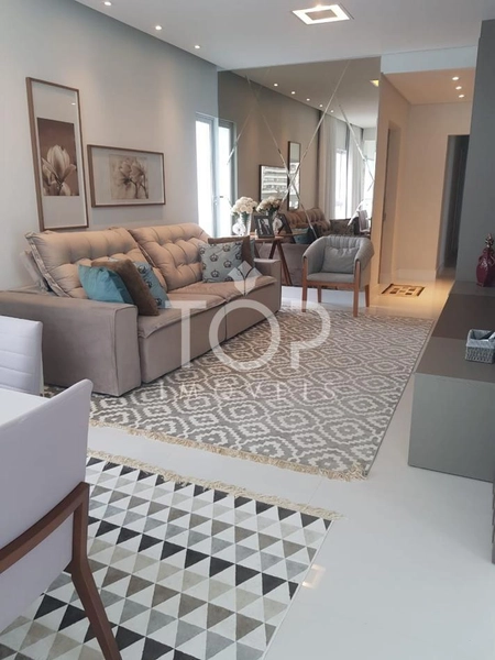 APARTAMENTO FINAMENTE MOBILIADO EM MEIA PRAIA: 35ª foto da galeria de imagens do imóvel