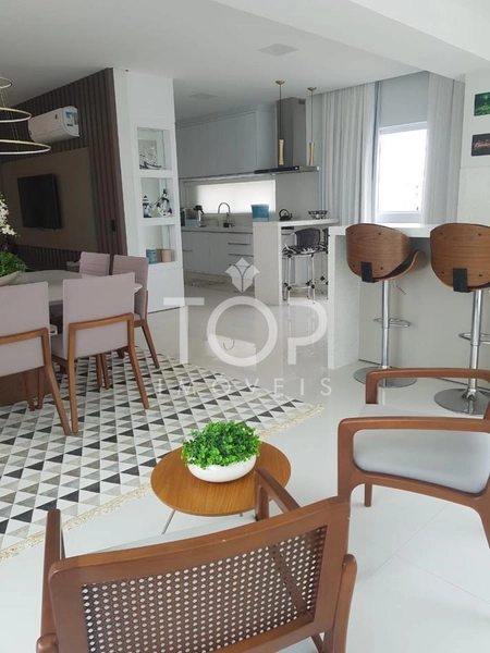 APARTAMENTO FINAMENTE MOBILIADO EM MEIA PRAIA: 42ª foto da galeria de imagens do imóvel