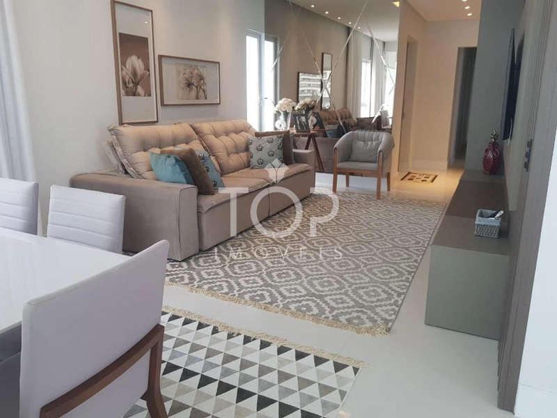 APARTAMENTO FINAMENTE MOBILIADO EM MEIA PRAIA: 18ª foto da galeria de imagens do imóvel