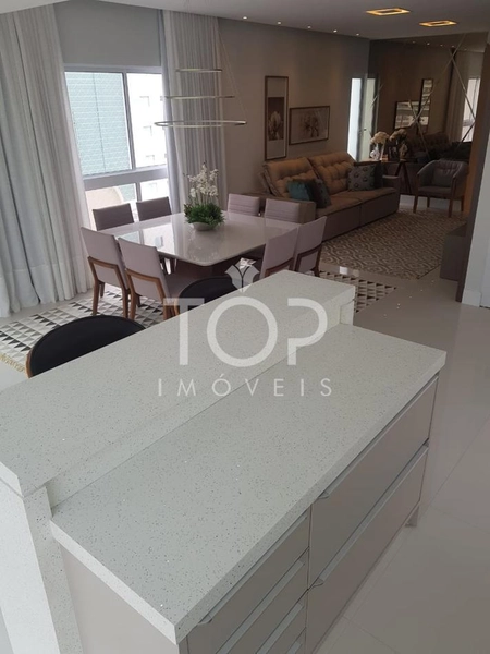 APARTAMENTO FINAMENTE MOBILIADO EM MEIA PRAIA: 31ª foto da galeria de imagens do imóvel