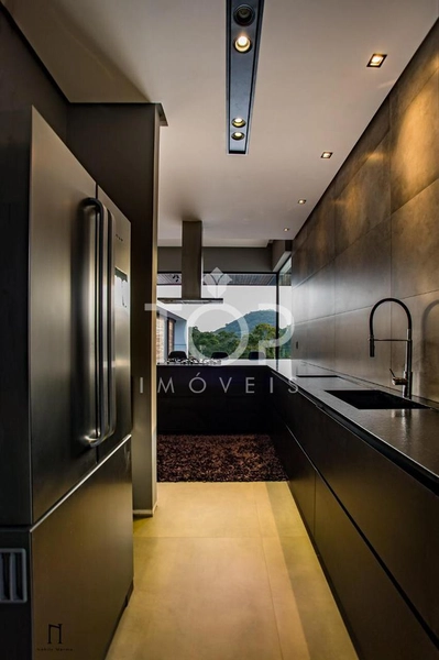 OPORTUNIDADE CASA CONDOMINIO FECHADO EM BC: 3ª foto da galeria de imagens do imóvel