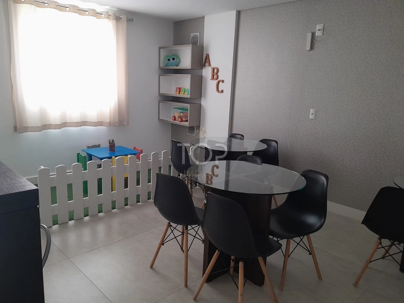 MOBILIADO EM ITAPEMA: 4ª foto da galeria de imagens do imóvel