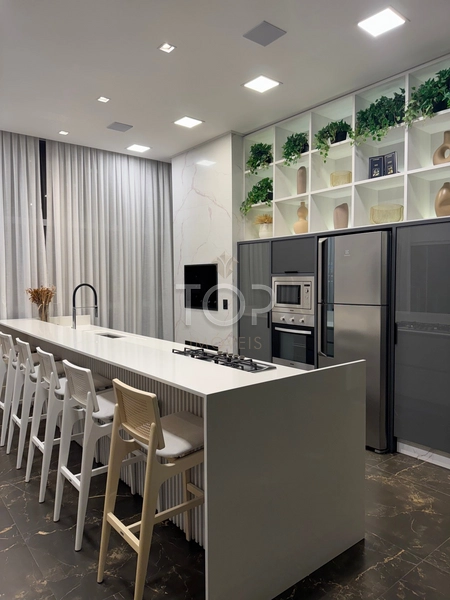 APARTAMENTO FINAMENTE MOBILIADO EM MEIA PRAIA: 30ª foto da galeria de imagens do imóvel