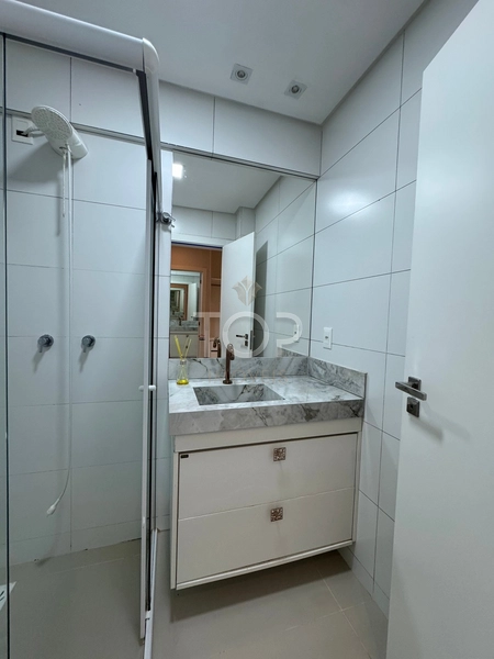 APARTAMENTO FINAMENTE MOBILIADO EM MEIA PRAIA: 16ª foto da galeria de imagens do imóvel