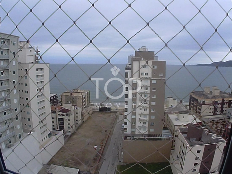 LINDO IMÓVEL NA QUADRA DO MAR EM MEIA PRAIA: 40ª foto da galeria de imagens do imóvel