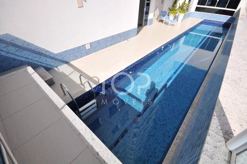 LINDO IMÓVEL NA QUADRA DO MAR EM MEIA PRAIA: 45ª foto da galeria de imagens do imóvel