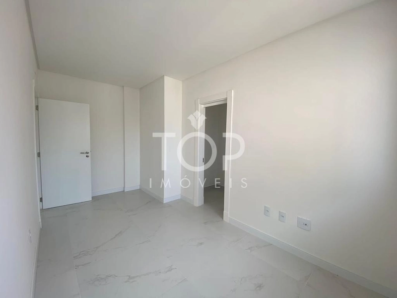 APARTAMENTO COM LAZER NO CORAÇÃO DE MEIA PRAIA!!: 13ª foto da galeria de imagens do imóvel