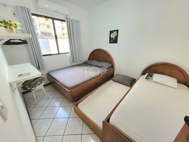 APARTAMENTO EM ITAPEMA MEIA PRAIA PRONTO MOBILIADO: 10ª foto da galeria de imagens do imóvel