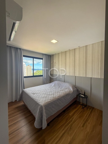 APARTAMENTO VISTA MAR EM MEIA PRAIA: 16ª foto da galeria de imagens do imóvel