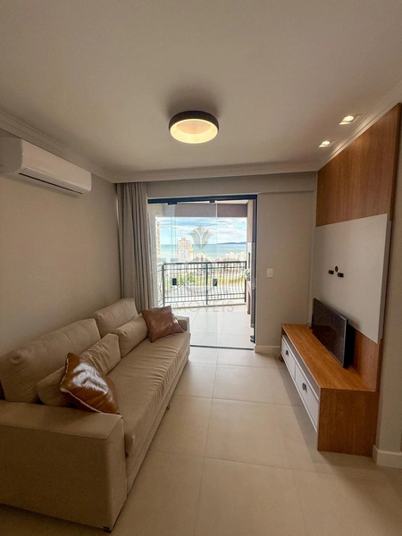 APARTAMENTO VISTA MAR EM MEIA PRAIA: 11ª foto da galeria de imagens do imóvel