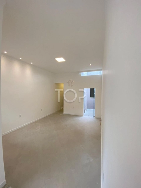 CASA EM ITAPEMA: 10ª foto da galeria de imagens do imóvel