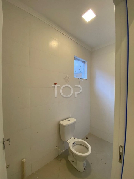 CASA EM ITAPEMA: 7ª foto da galeria de imagens do imóvel