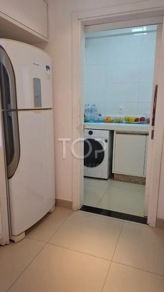 APARTAMENTO MOBILIADO 03 SUÍTES EM MEIA PRAIA: 32ª foto da galeria de imagens do imóvel