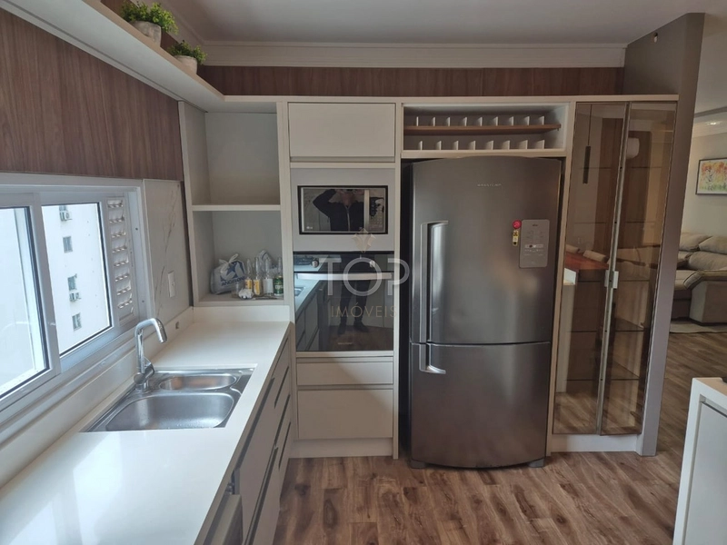 LINDO APARTAMENTO 3 SUITES MOBILIADO MEIA PRAIA : 29ª foto da galeria de imagens do imóvel