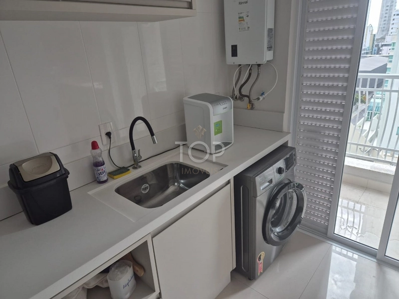 LINDO APARTAMENTO 3 SUITES MOBILIADO MEIA PRAIA : 16ª foto da galeria de imagens do imóvel