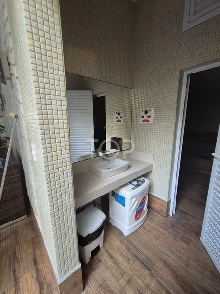 LINDO APARTAMENTO 3 SUITES MOBILIADO MEIA PRAIA : 23ª foto da galeria de imagens do imóvel