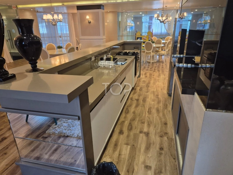 LINDO APARTAMENTO 3 SUITES MOBILIADO MEIA PRAIA : 33ª foto da galeria de imagens do imóvel