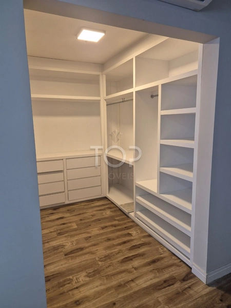 LINDO APARTAMENTO 3 SUITES MOBILIADO MEIA PRAIA : 40ª foto da galeria de imagens do imóvel
