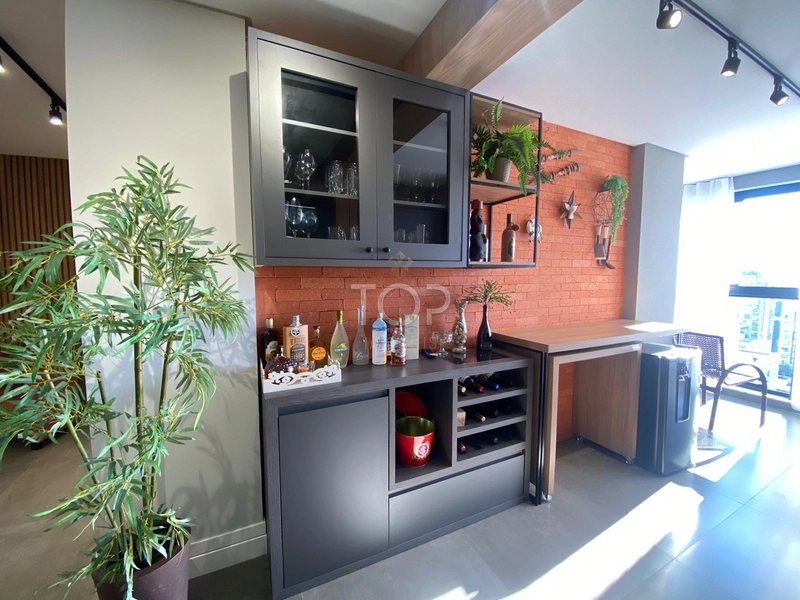 APARTAMENTO 3 SUÍTES 2 VAGAS - FRENTE TERCEIRA AVENIDA: 2ª foto da galeria de imagens do imóvel