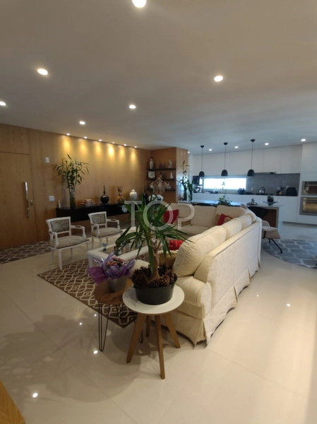 MOBILIADO EM MEIA PRAIA: 6ª foto da galeria de imagens do imóvel