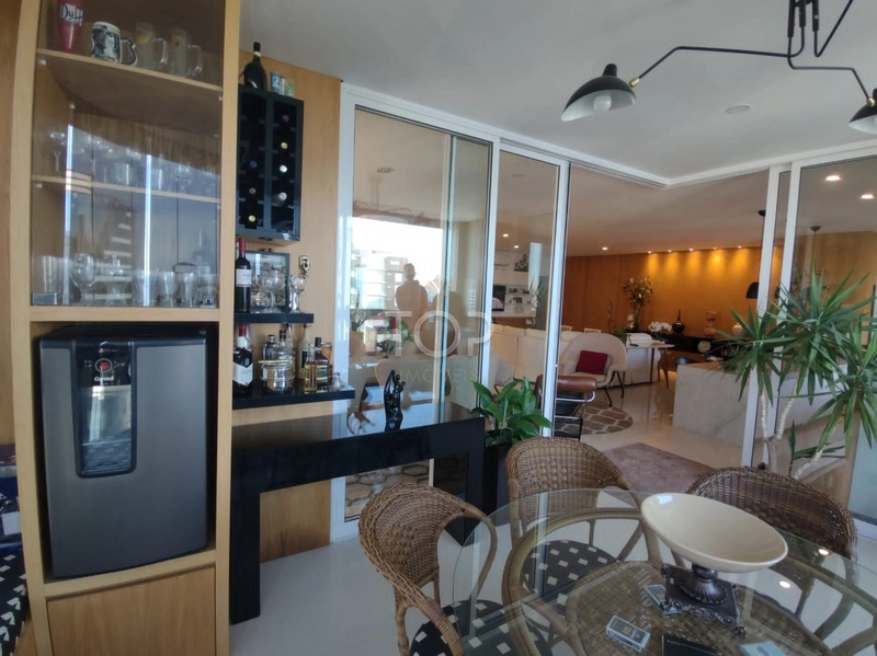MOBILIADO EM MEIA PRAIA: 9ª foto da galeria de imagens do imóvel