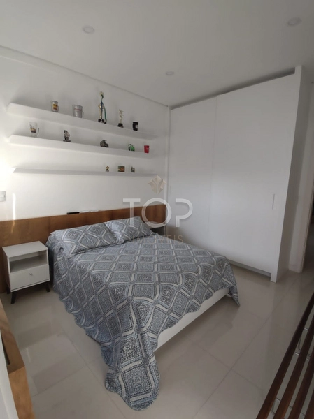 MOBILIADO EM MEIA PRAIA: 12ª foto da galeria de imagens do imóvel