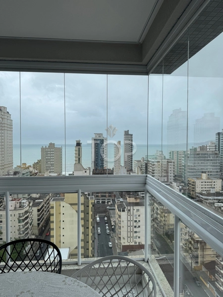 VISTA MAR E MOBILIADO EM MEIA PRAIA: 11ª foto da galeria de imagens do imóvel