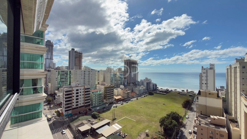 APARTAMENTO ALTO PADRÃO COM VISTA PARA O MAR EM MEIA PRAIA: 22ª foto da galeria de imagens do imóvel