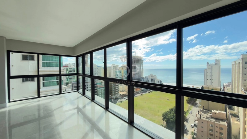 APARTAMENTO ALTO PADRÃO COM VISTA PARA O MAR EM MEIA PRAIA: 23ª foto da galeria de imagens do imóvel