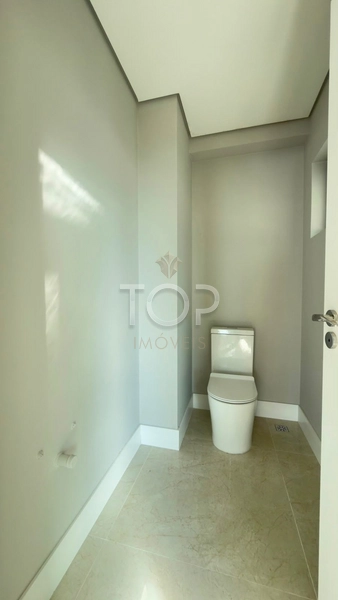 APARTAMENTO ALTO PADRÃO COM VISTA PARA O MAR EM MEIA PRAIA: 4ª foto da galeria de imagens do imóvel