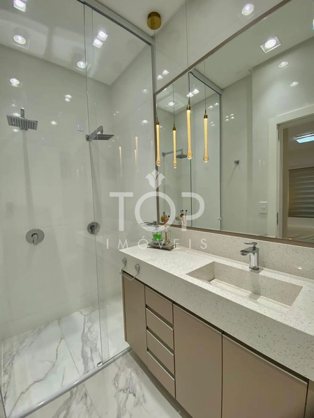 APARTAMENTO  04 SUÍTES QUADRA MAR EM MEIA PRAIA: 3ª foto da galeria de imagens do imóvel