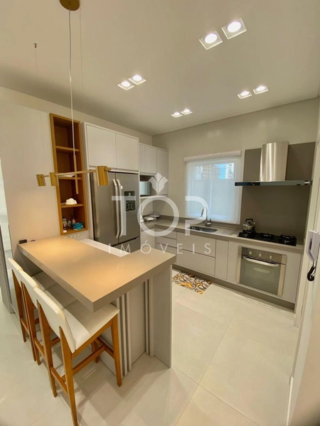APARTAMENTO  04 SUÍTES QUADRA MAR EM MEIA PRAIA: 2ª foto da galeria de imagens do imóvel