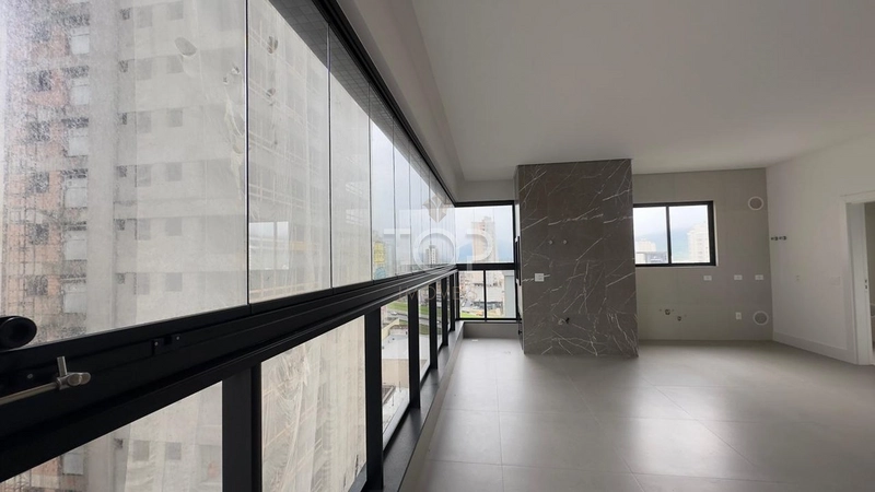 APARTAMENTO PRONTO EM MEIA PRAIA: 3ª foto da galeria de imagens do imóvel