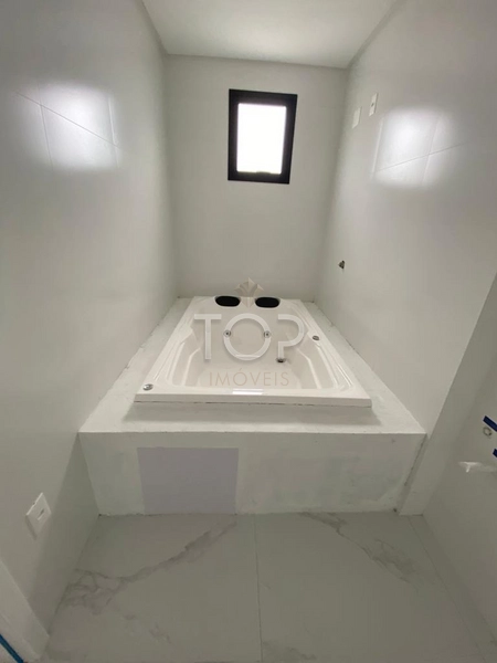 APARTAMENTO PRONTO EM MEIA PRAIA: 12ª foto da galeria de imagens do imóvel
