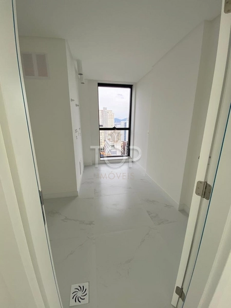 APARTAMENTO PRONTO EM MEIA PRAIA: 5ª foto da galeria de imagens do imóvel