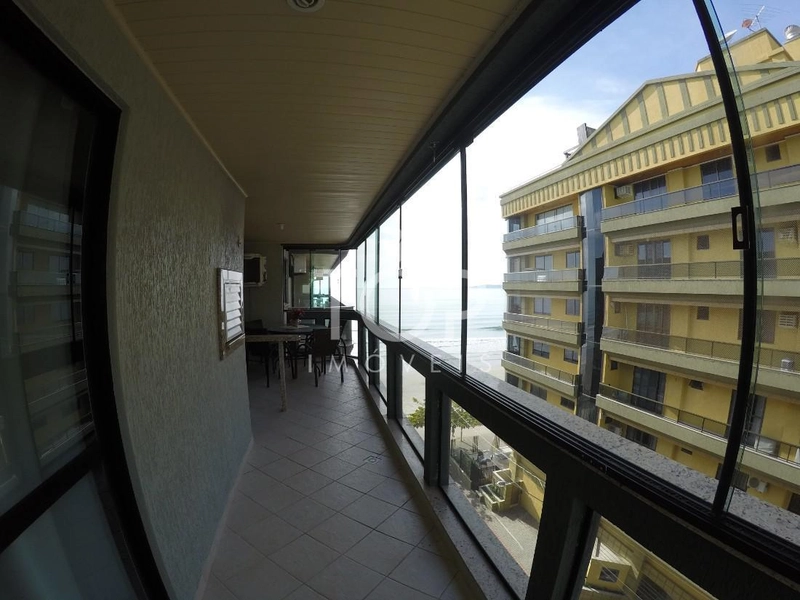 EXCELENTE APARTAMENTO NA QUADRA DO MAR MEIA PRAIA: 9ª foto da galeria de imagens do imóvel