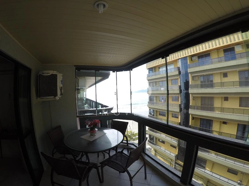 EXCELENTE APARTAMENTO NA QUADRA DO MAR MEIA PRAIA: 2ª foto da galeria de imagens do imóvel