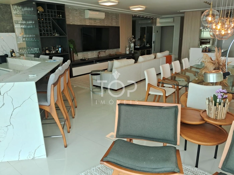 OPORTUNIDADE FRENTE MAR, EM ITAPEMA MEIA PRAIA: 2ª foto da galeria de imagens do imóvel