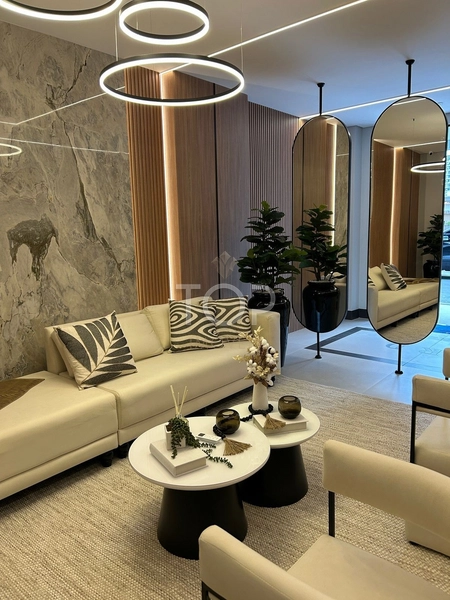 Viva Meia Praia com exclusividade e elegância!: 3ª foto da galeria de imagens do imóvel