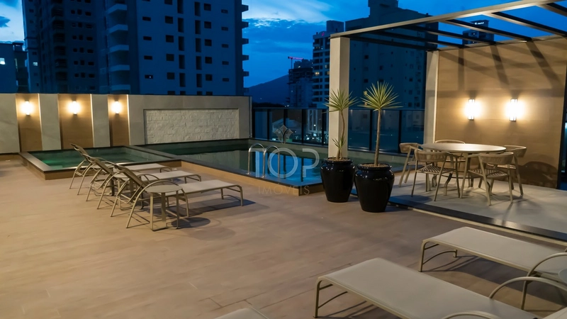 Viva Meia Praia com exclusividade e elegância!: 19ª foto da galeria de imagens do imóvel
