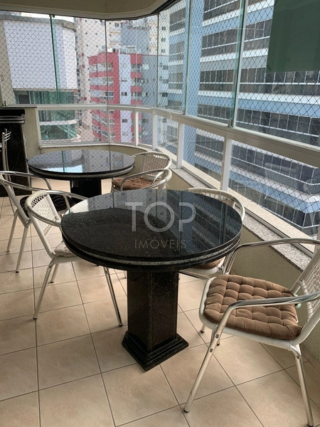 COBERTURA MOBILIADA 3 QUARTOS E 4 VAGAS!MEIA PRAIA: 3ª foto da galeria de imagens do imóvel